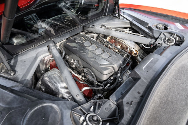 Used 2024 Chevrolet Corvette Stingray Premium Cpe w/ Z51 Performance Package RWD image 23