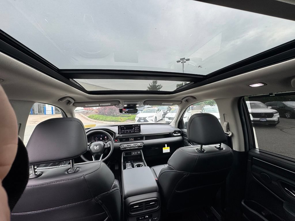 New 2026 Honda Pilot Touring image 25