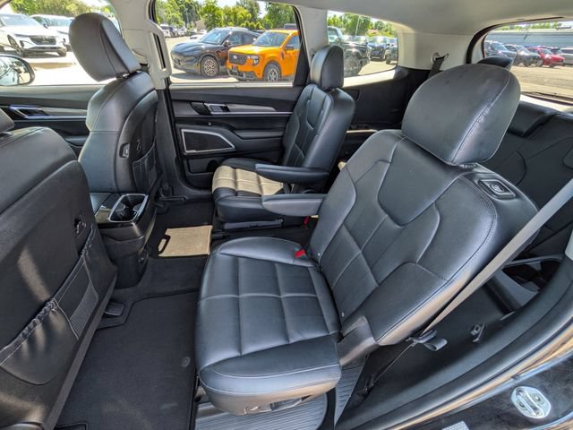 Used 2022 Kia Telluride EX w/ EX Premium Package AWD/4WD image 18