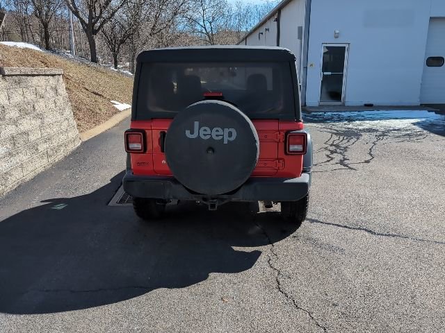 Used 2018 Jeep Wrangler Sport image 4