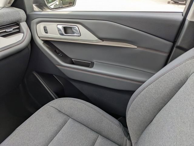 New 2026 Ford Explorer Active image 17