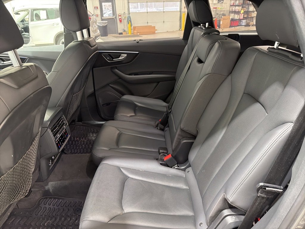 Used 2020 Audi Q7 3.0T Prestige w/ Prestige Package image 27