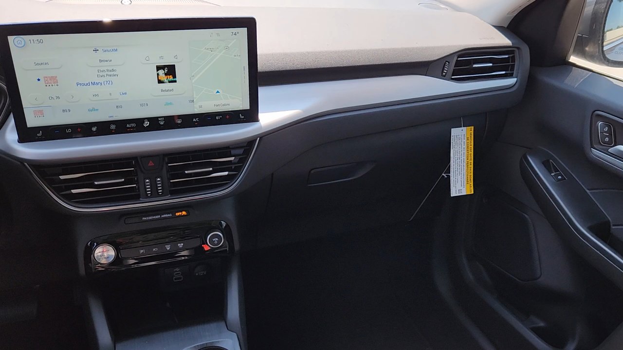 New 2024 Ford Escape SE w/ PHEV Premium Package image 18