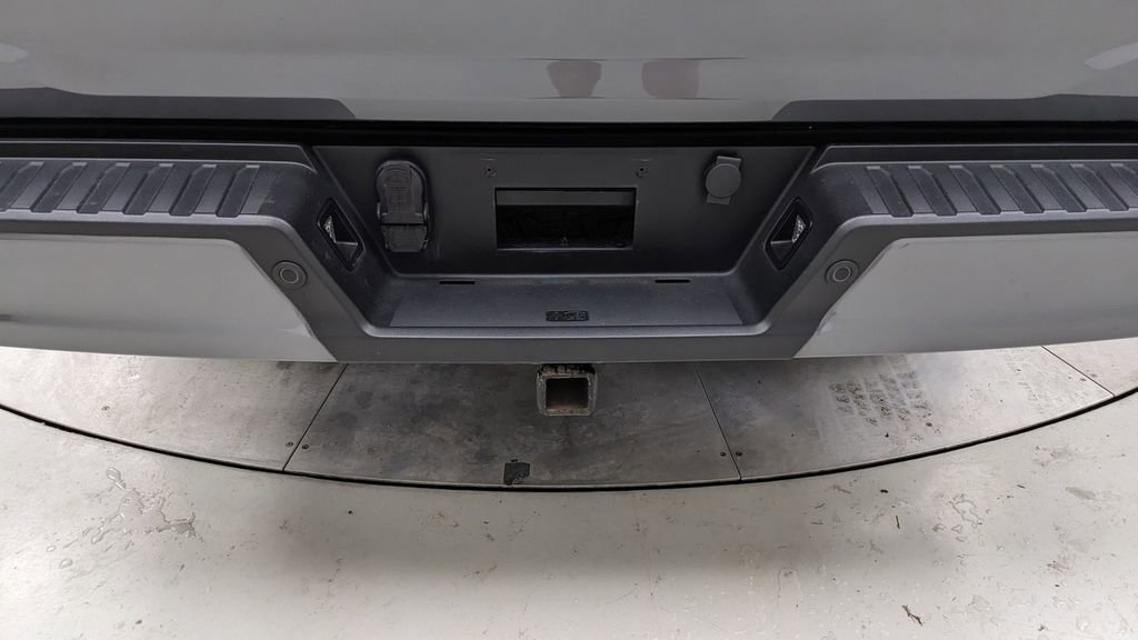 Certified 2022 Ford F150 XLT w/ Equipment Group 301A Mid image 6