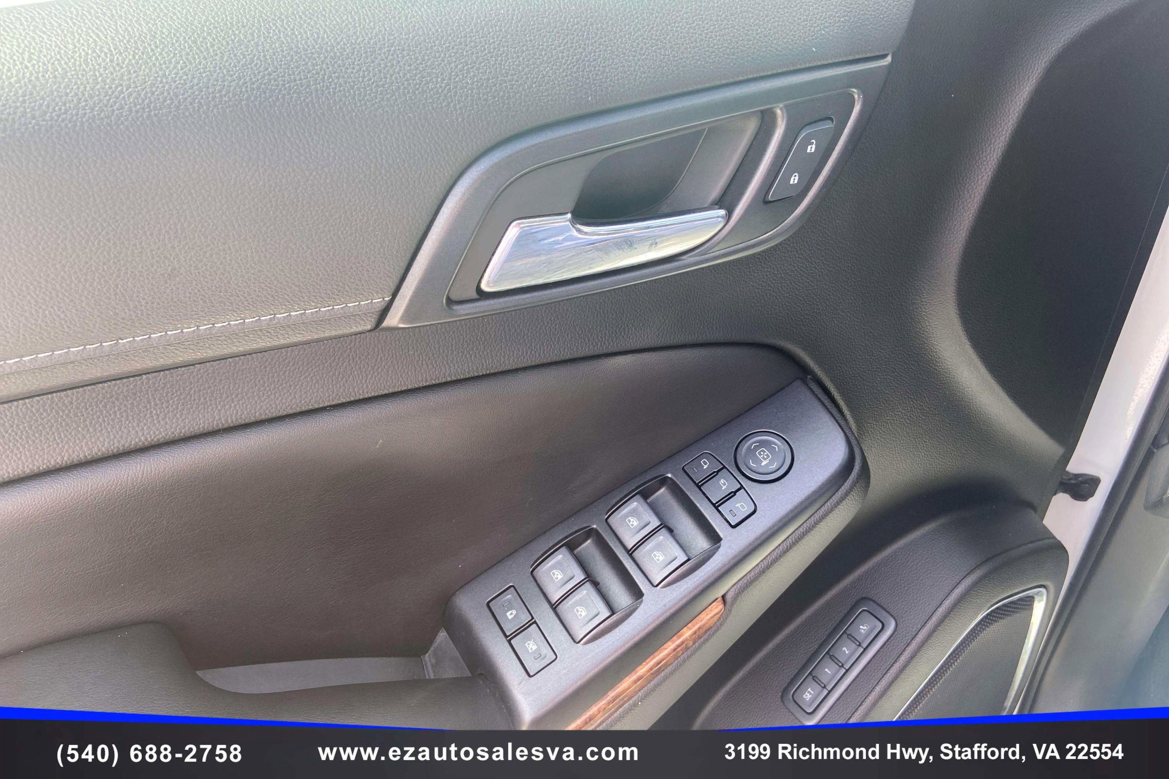 Used 2018 Chevrolet Tahoe Premier w/ RST Edition image 18