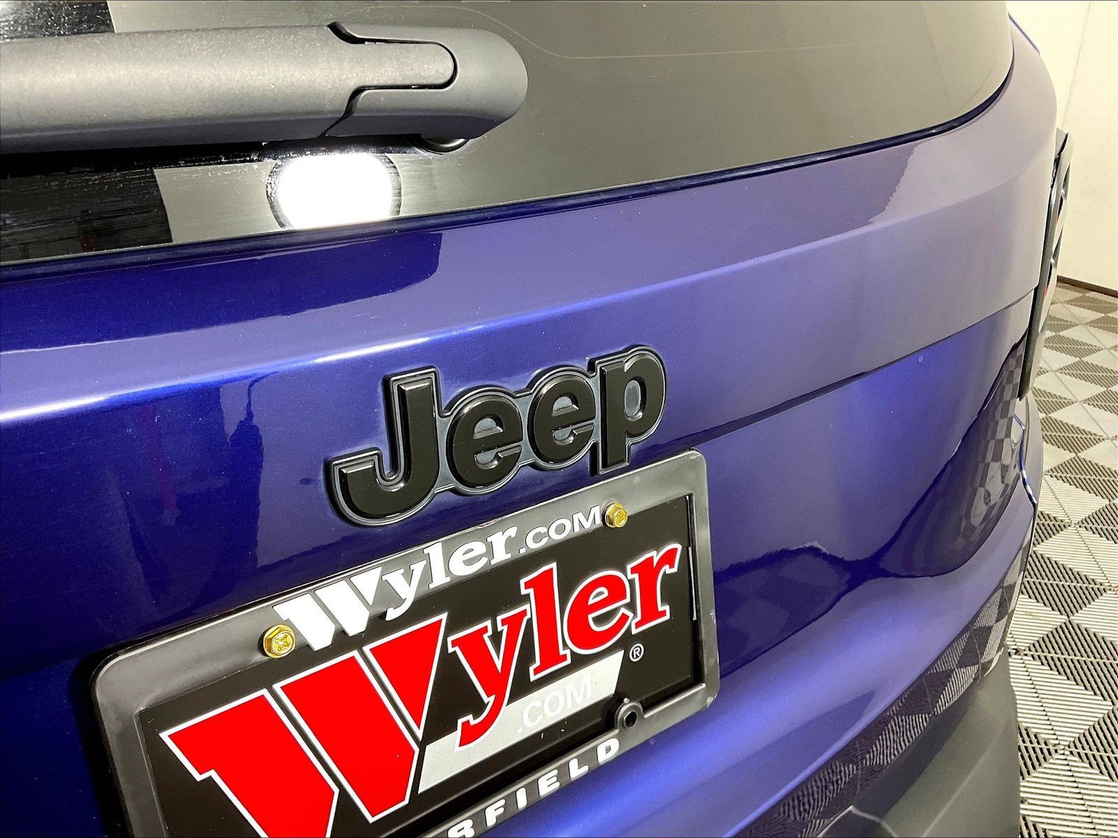 Used 2018 Jeep Renegade Sport w/ Power & Air Group AWD/4WD image 23