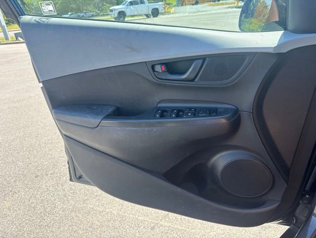 Used 2021 Hyundai Kona SE w/ Cargo Package AWD/4WD image 28