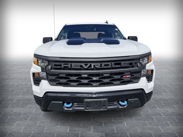 Used 2025 Chevrolet Silverado 1500 Custom Trail Boss AWD/4WD image 2