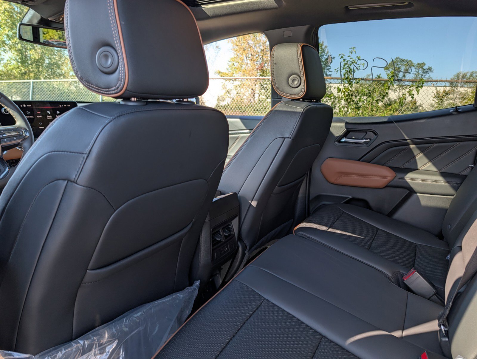 New 2026 GMC Canyon AT4 w/ Technology Plus Package AWD/4WD image 26