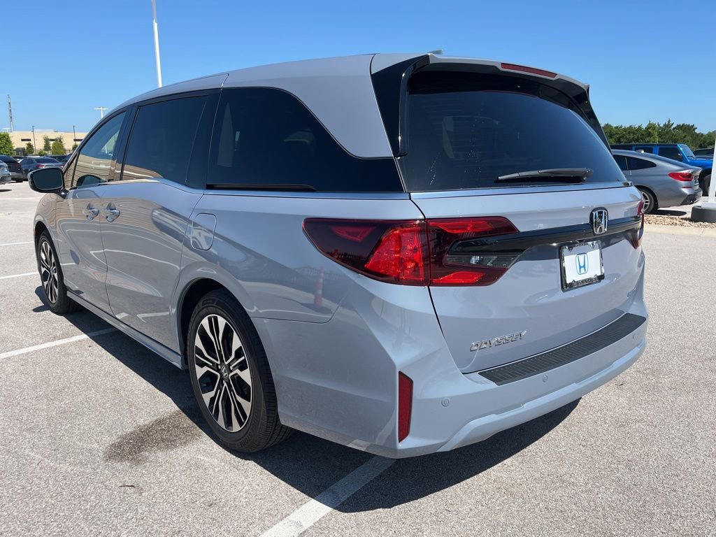Certified 2026 Honda Odyssey Elite image 6