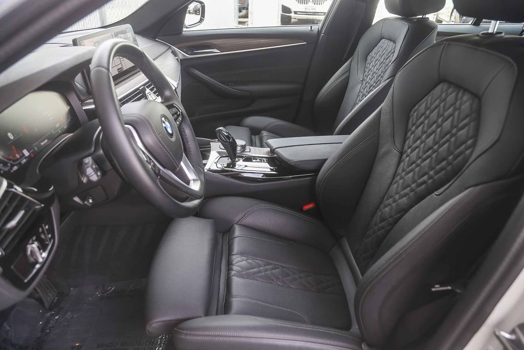Certified 2023 BMW 530i w/ Convenience Package RWD image 14