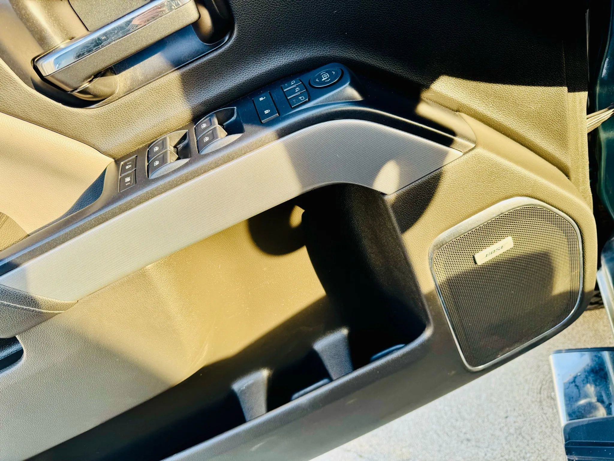 Used 2014 Chevrolet Silverado 1500 LTZ image 14