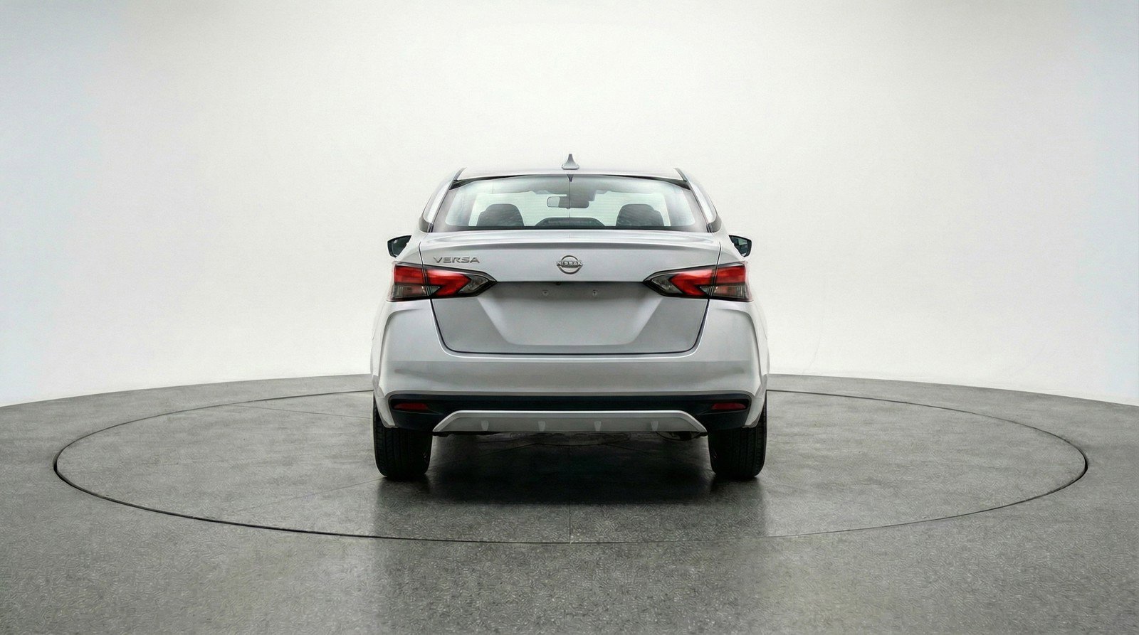 Used 2025 Nissan Versa SV image 7