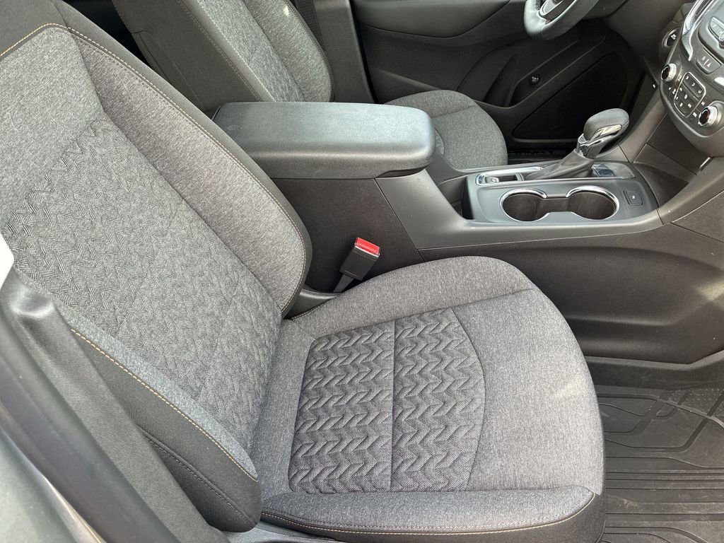 Used 2024 Chevrolet Equinox LT w/ LPO, Floor Liner Package FWD image 21