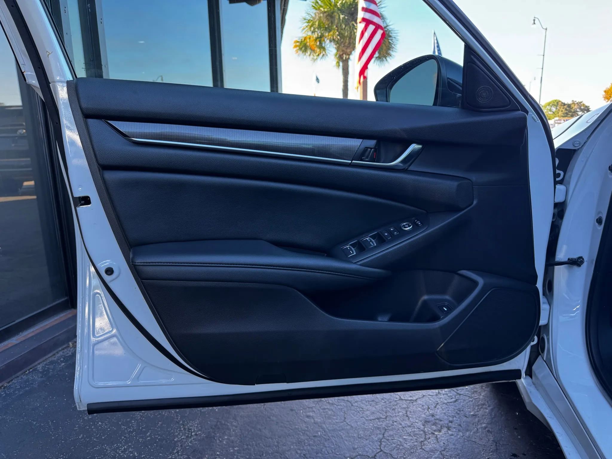 Used 2022 Honda Accord Sport Special Edition image 10