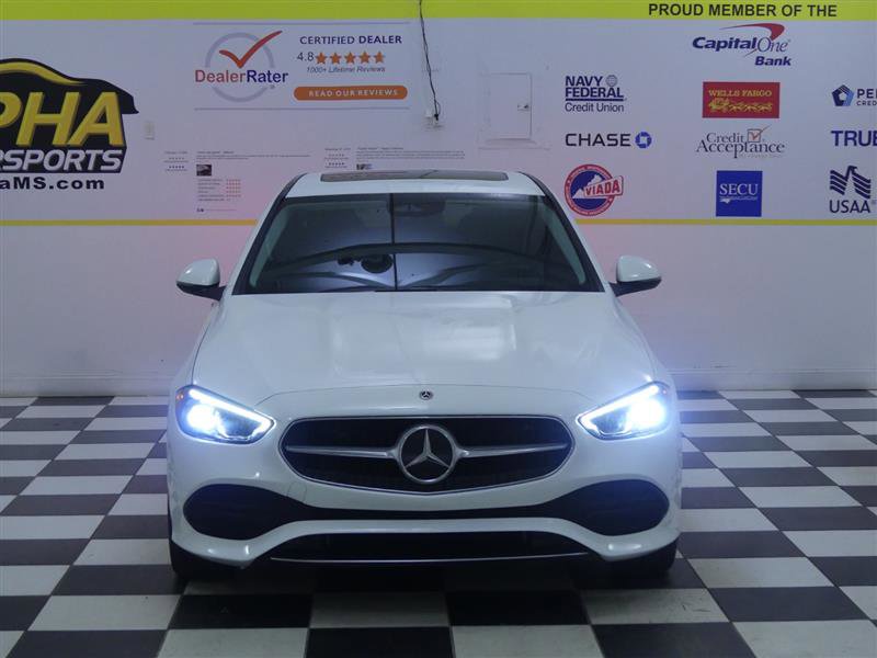 Used 2022 Mercedes-Benz C 300 Sedan image 4