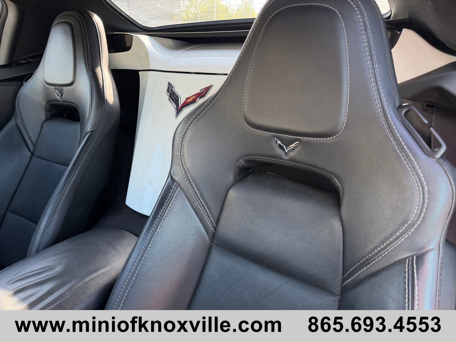 Used 2015 Chevrolet Corvette Stingray Convertible w/ 2LT Preferred Equipment Group RWD image 14
