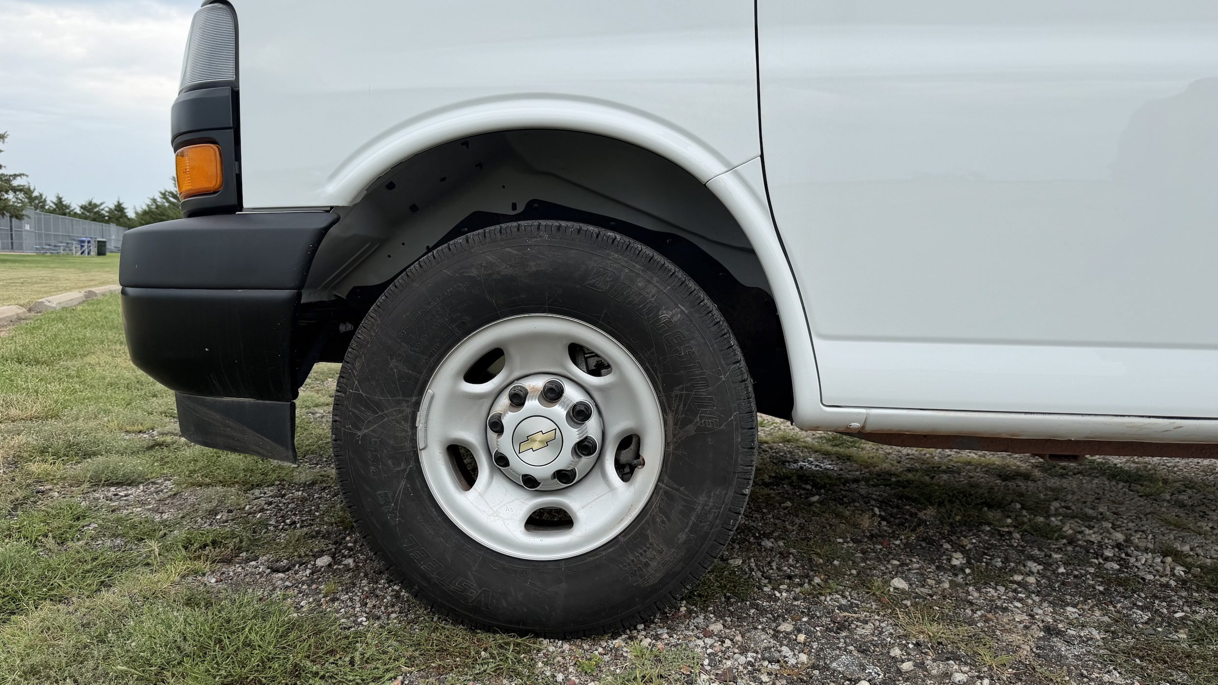Used 2024 Chevrolet Express 3500 LS RWD image 16