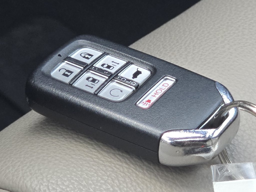 Used 2024 Honda Odyssey EX-L image 33