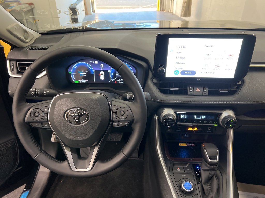 New 2025 Toyota RAV4 Limited image 5