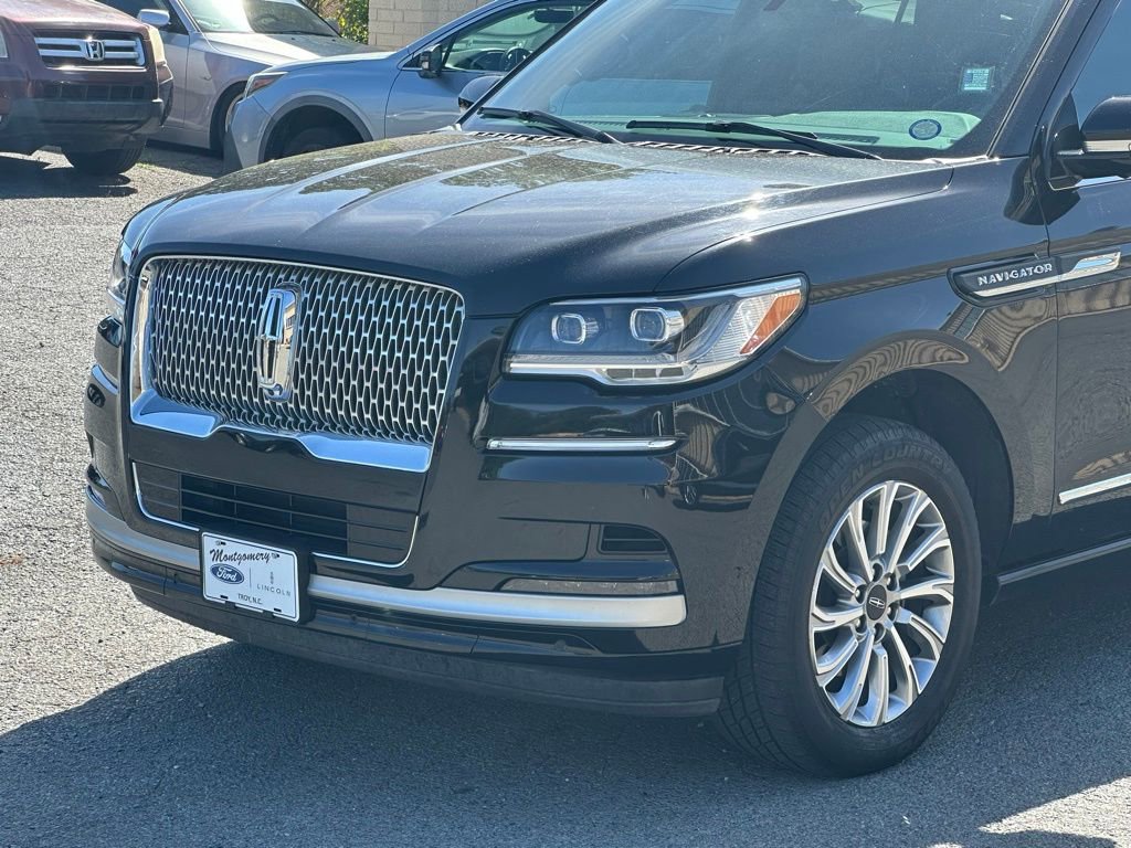 Used 2024 Lincoln Navigator L 4WD image 37