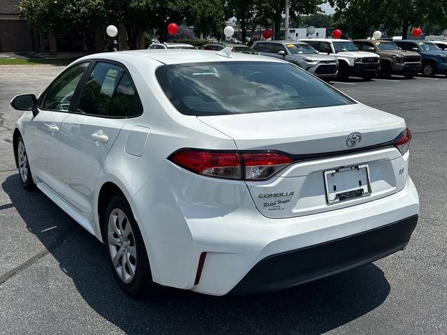 Used 2023 Toyota Corolla LE FWD image 5