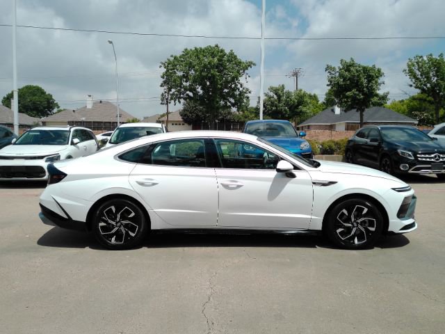 Used 2024 Hyundai Sonata SEL FWD image 5