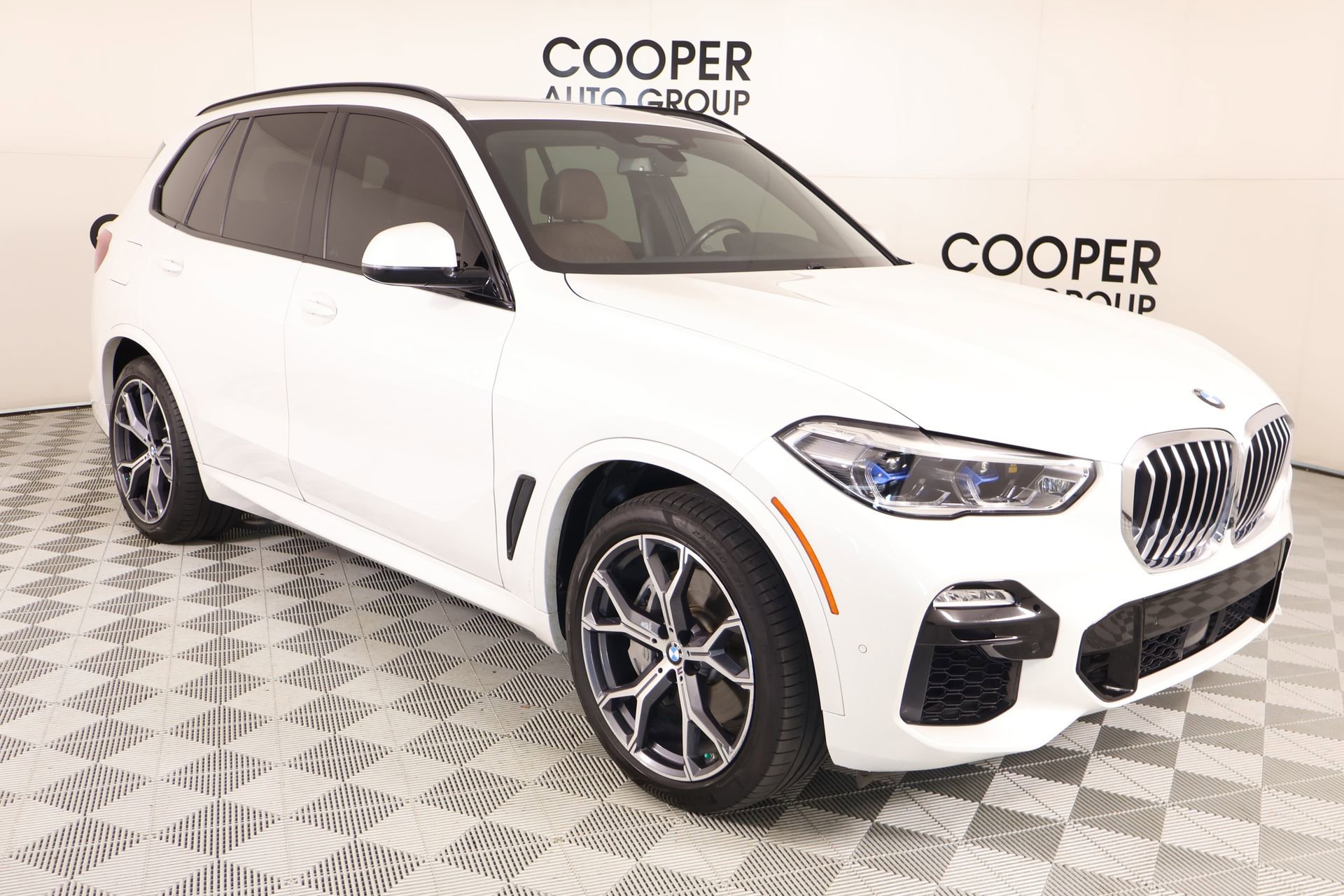 Used 2019 BMW X5 xDrive50i w/ M Sport Package