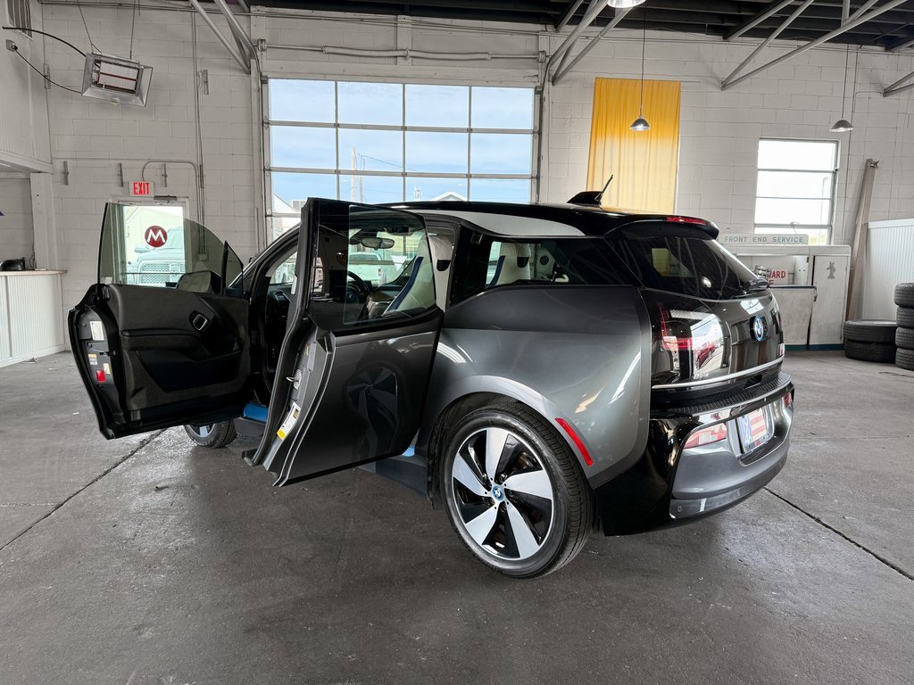 Used 2018 BMW i3 image 20