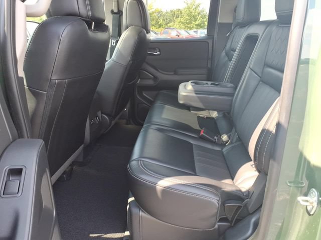 Used 2024 Nissan Frontier SL AWD/4WD image 21