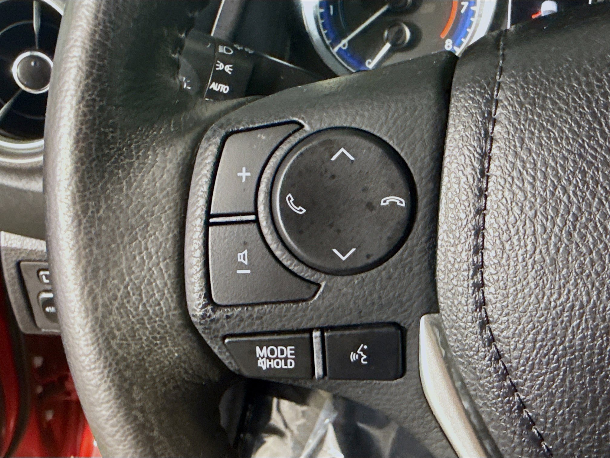 Used 2017 Toyota Corolla XSE image 14