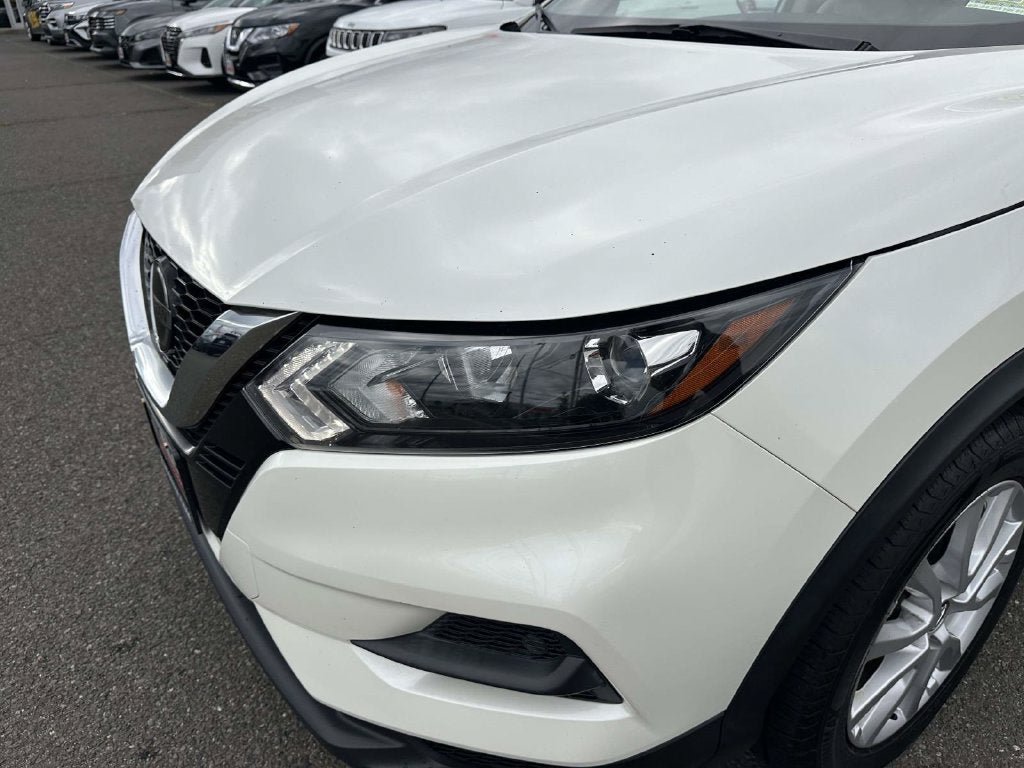 Used 2020 Nissan Rogue Sport SV AWD/4WD image 8