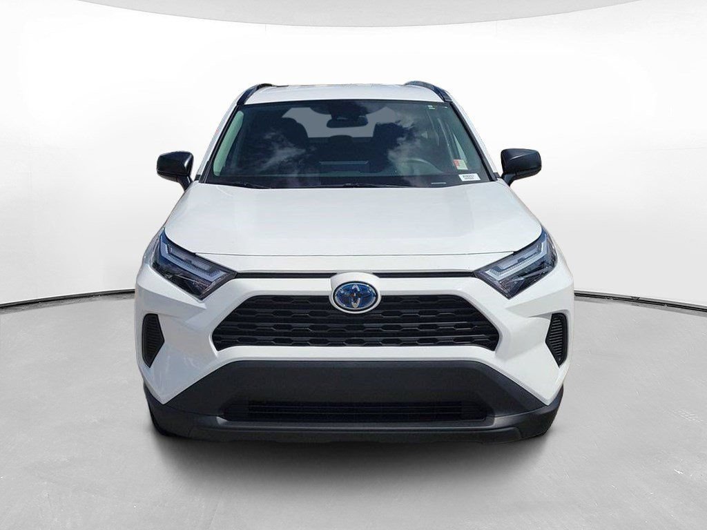 Certified 2024 Toyota RAV4 LE AWD/4WD image 2
