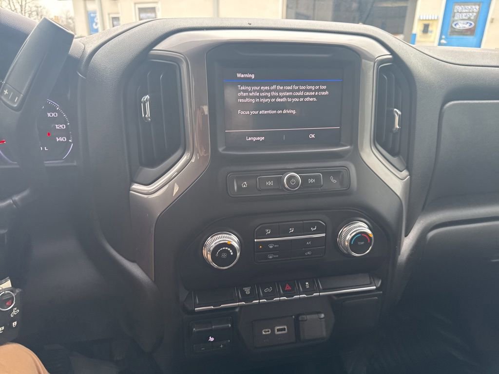 Used 2023 GMC Sierra 3500 Pro w/ Convenience Package AWD/4WD image 25