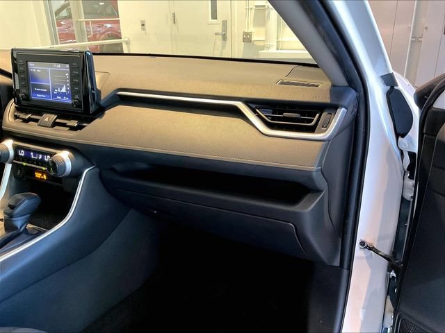 Used 2019 Toyota RAV4 XLE w/ All Weather Liner Package AWD/4WD image 23