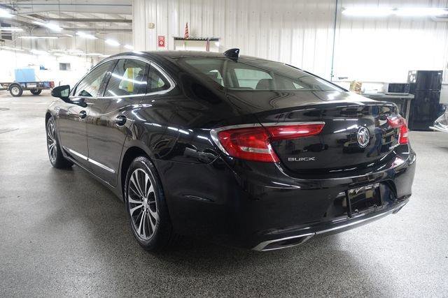 Used 2017 Buick LaCrosse Essence FWD image 5