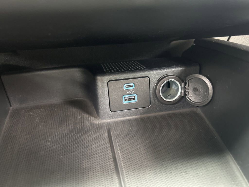 Used 2023 Ford Escape Active image 30