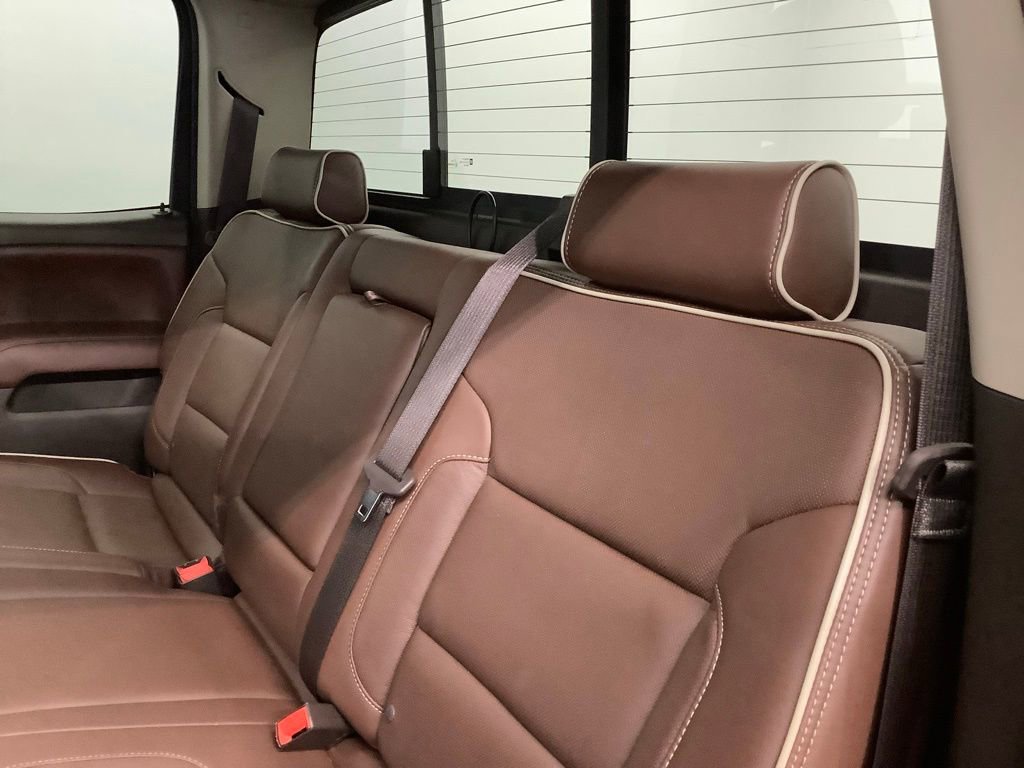 Used 2016 Chevrolet Silverado 2500 High Country w/ Duramax Plus Package image 7