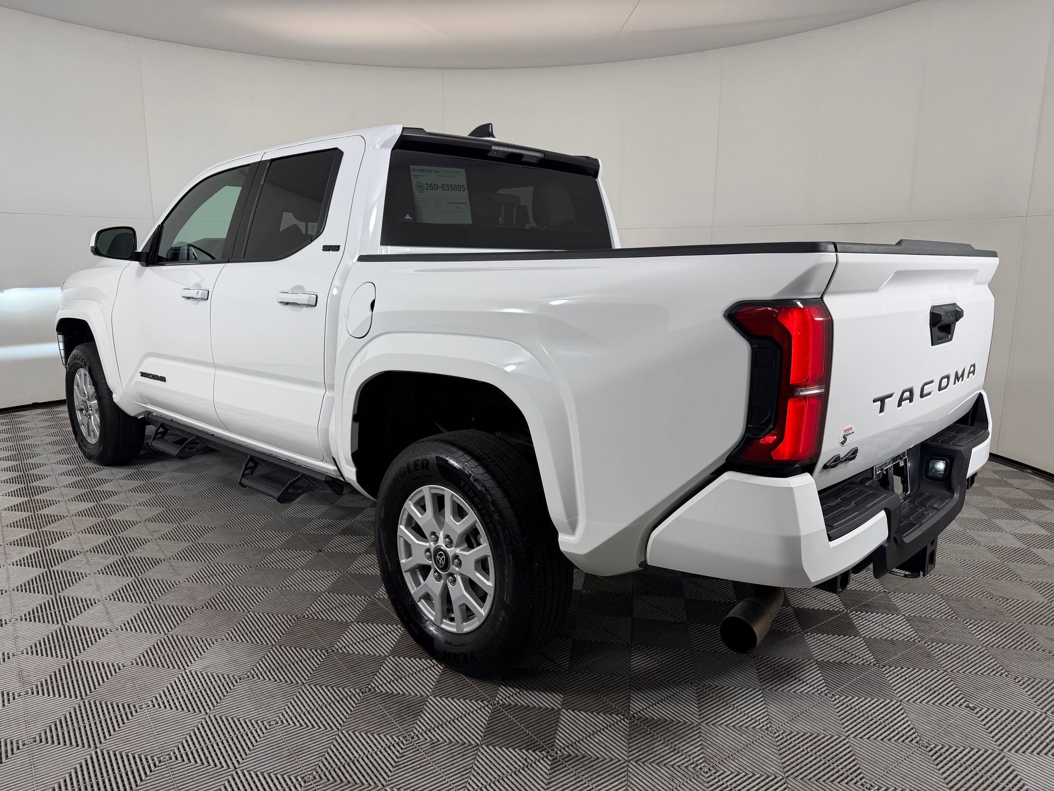 Certified 2025 Toyota Tacoma SR5 image 3