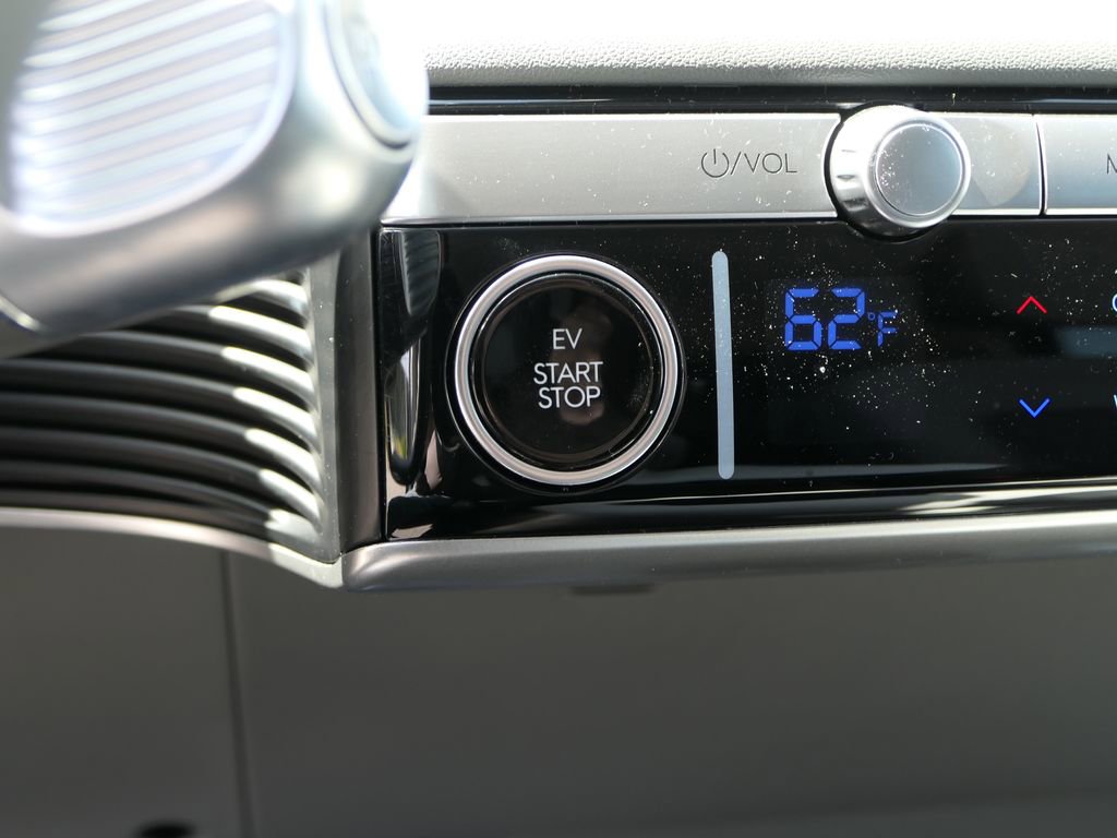 Certified 2024 Hyundai Ioniq 5 SEL image 18