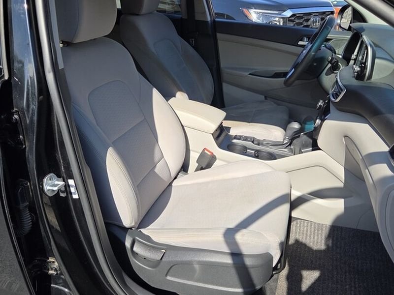 Used 2019 Hyundai Tucson Value AWD/4WD image 17