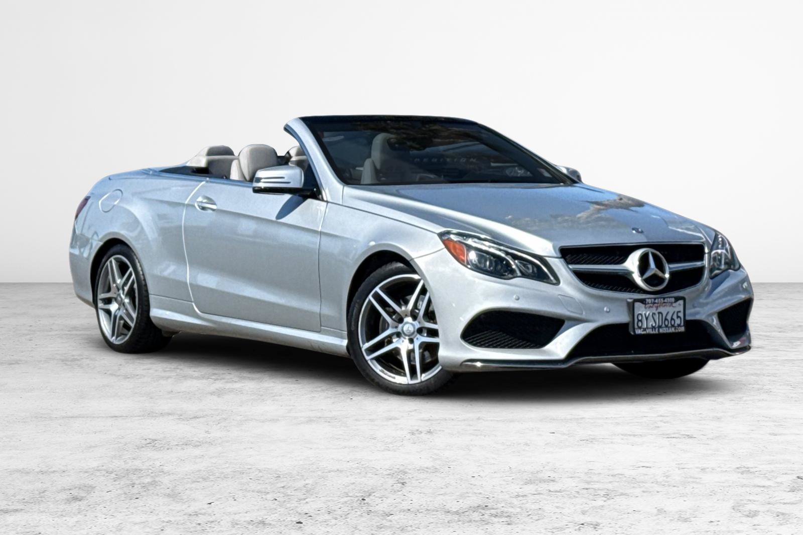 Used 2016 Mercedes-Benz E 400 Cabriolet image 2