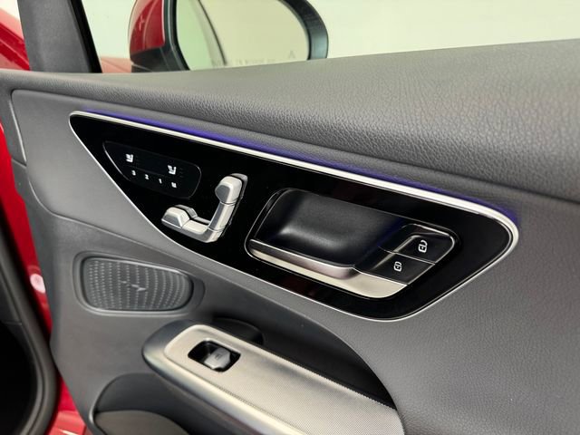 New 2025 Mercedes-Benz GLC 300 image 38