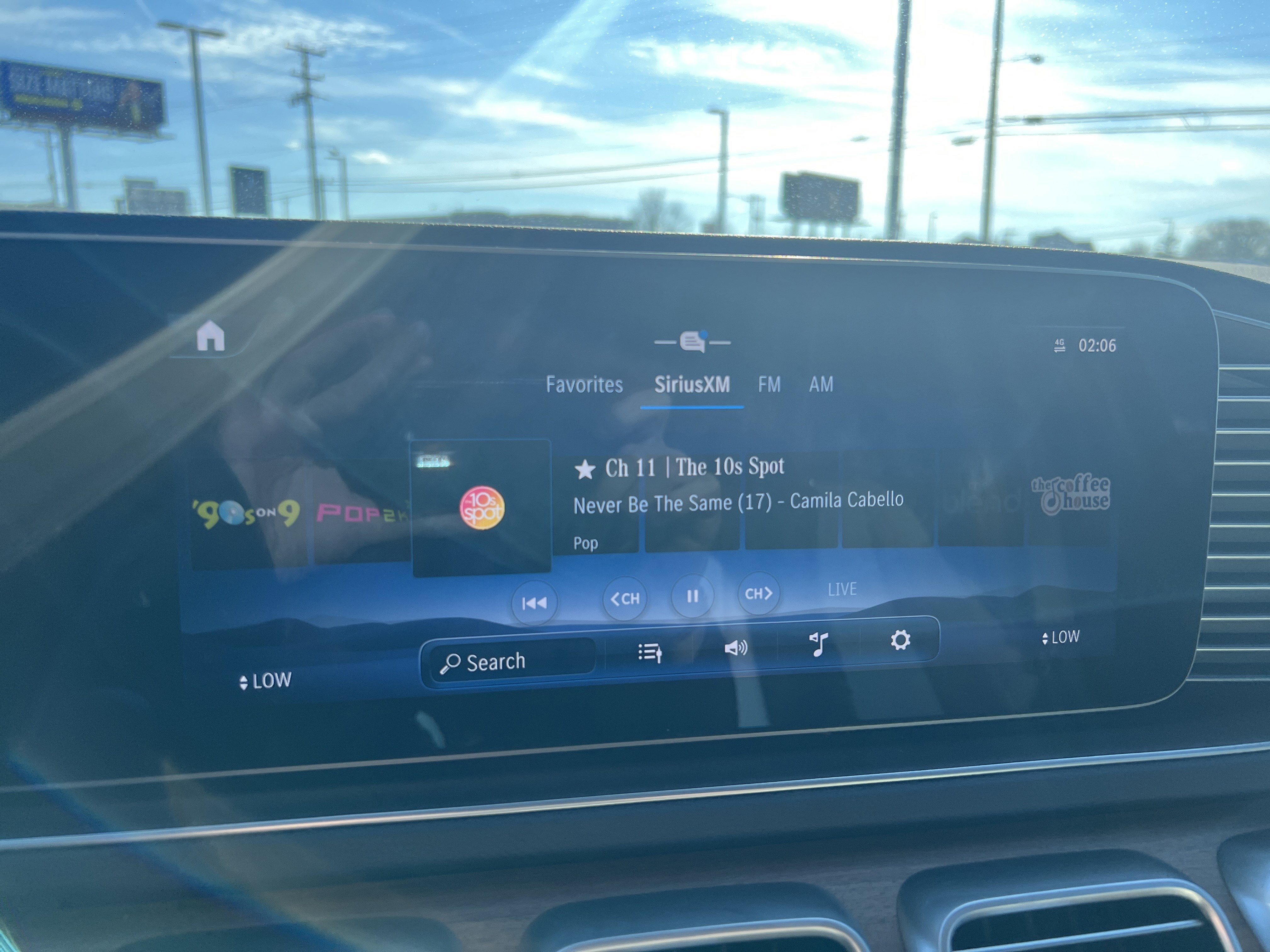 Certified 2025 Mercedes-Benz GLE 350 4MATIC image 23