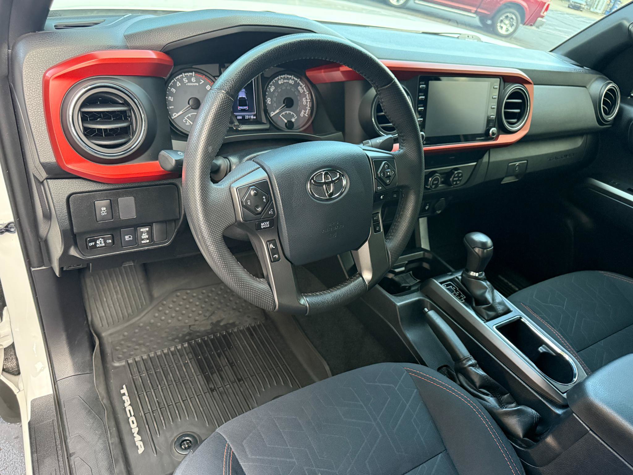 Used 2020 Toyota Tacoma TRD Off-Road AWD/4WD image 14
