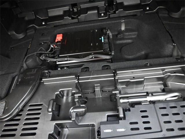 New 2025 Mercedes-Benz GLB 250 image 29