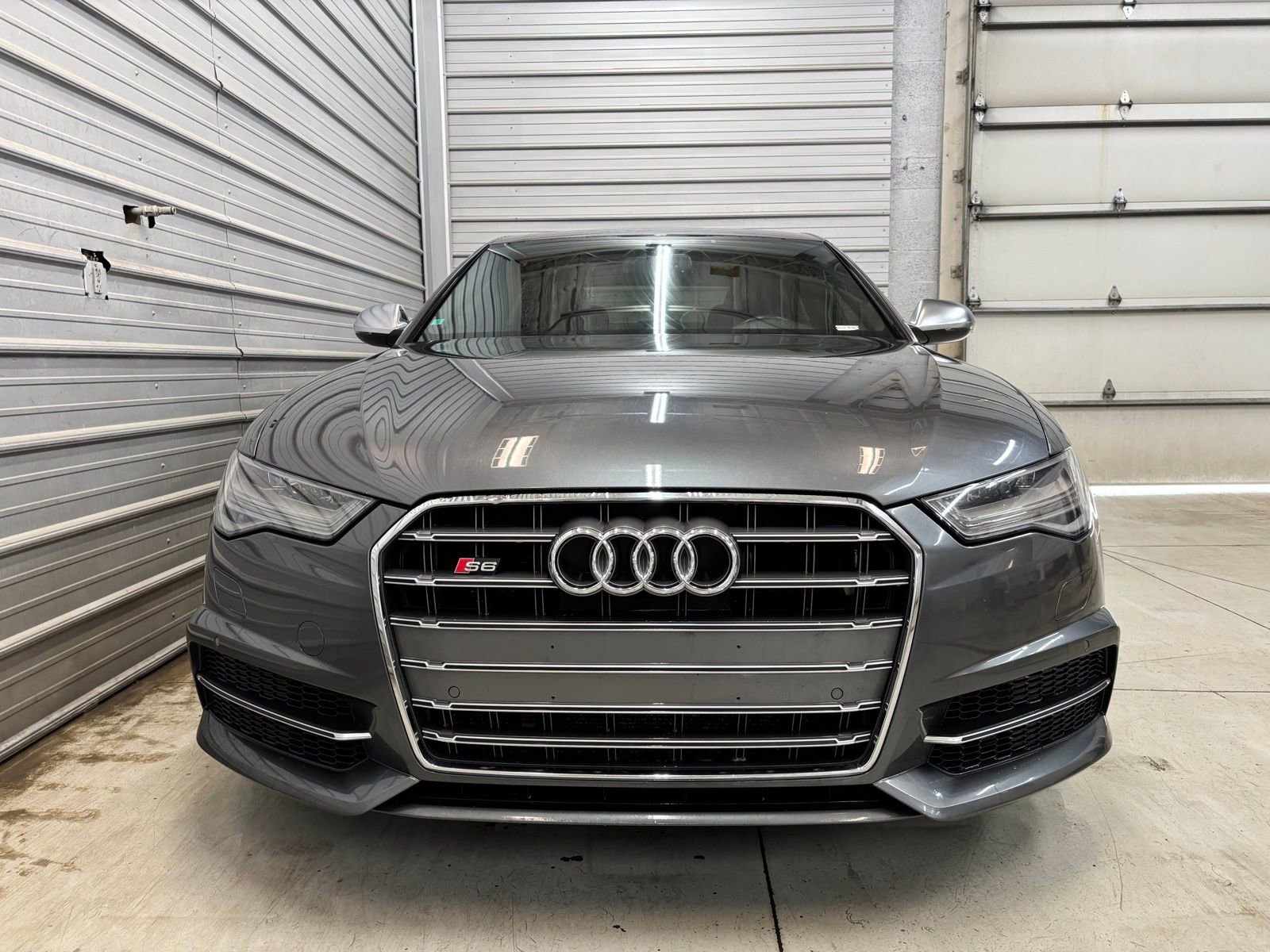 Used 2018 Audi S6 Premium Plus w/ S Sport Package image 2