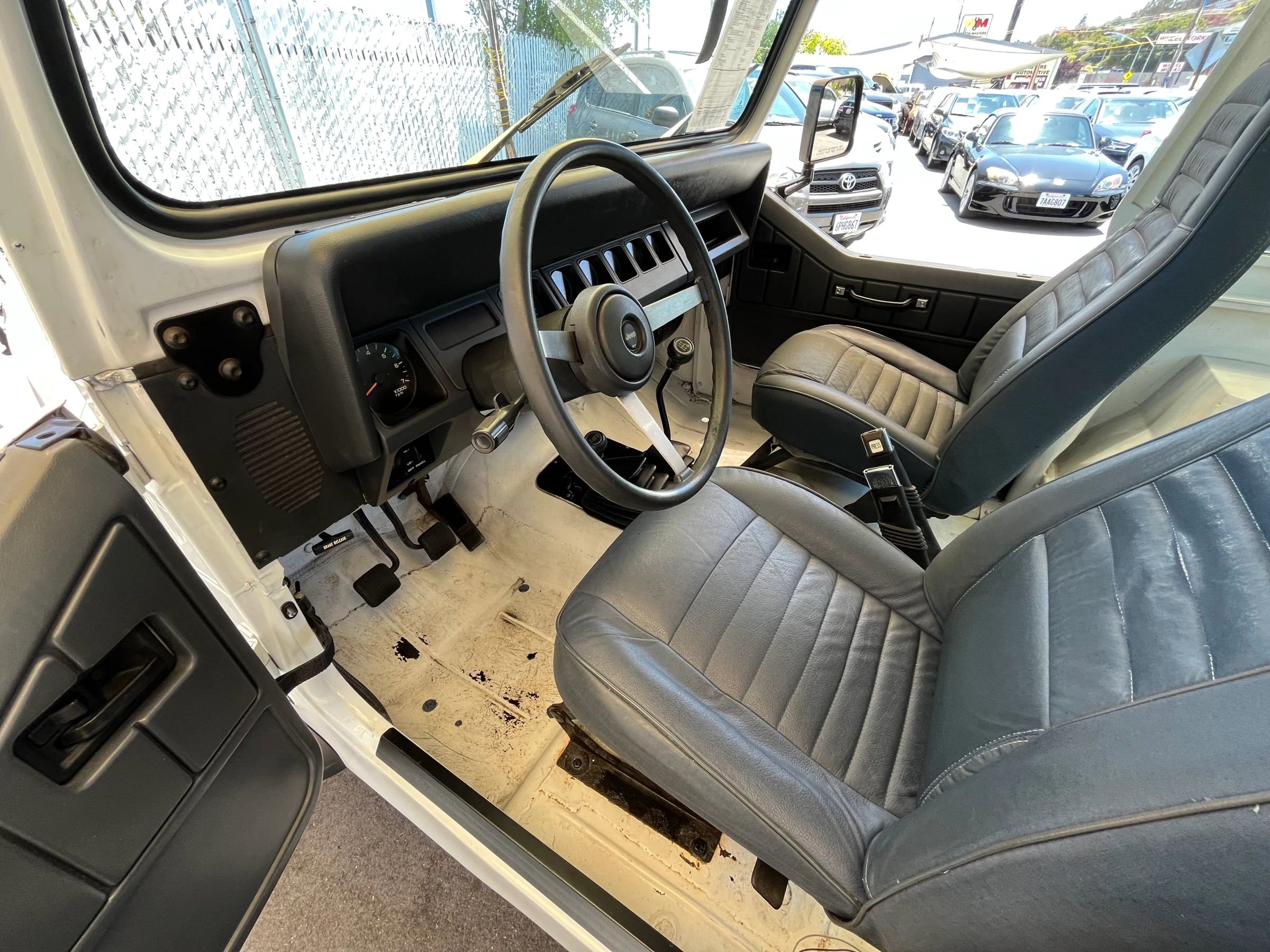 Used 1995 Jeep Wrangler Rio Grande AWD/4WD image 9