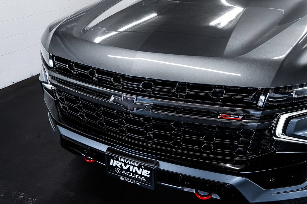 Used 2022 Chevrolet Tahoe Z71 w/ Luxury Package AWD/4WD image 10