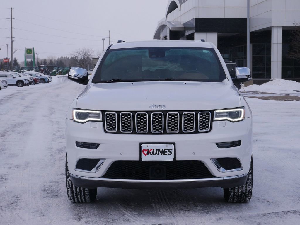 Used 2018 Jeep Grand Cherokee Summit image 2